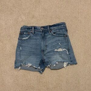 Abercrombie High Rise 4” Short